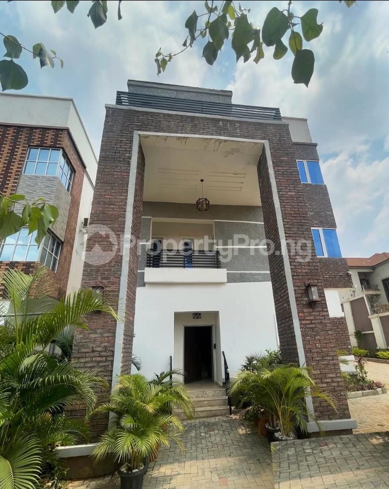 4 bedroom House for sale Guzape Abuja