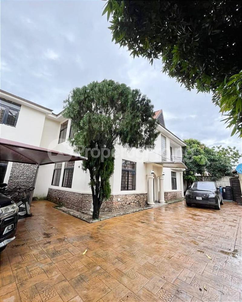 4 bedroom House for sale Victoria Island Lagos