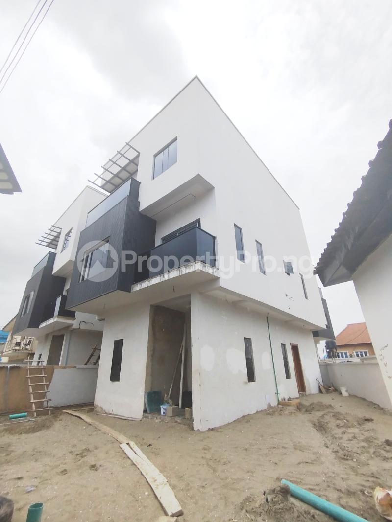 5 bedroom House for sale Gbagada Lagos