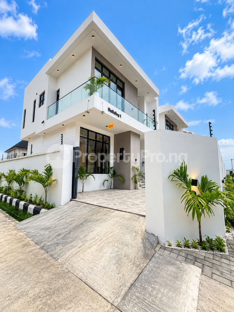 4 bedroom House for sale Off Lekki-Epe Expressway Ajah Lagos