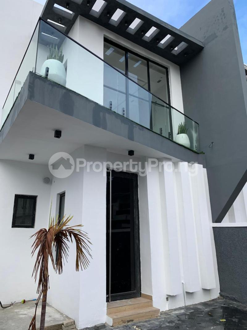 4 bedroom House for rent chevron Lekki Lagos