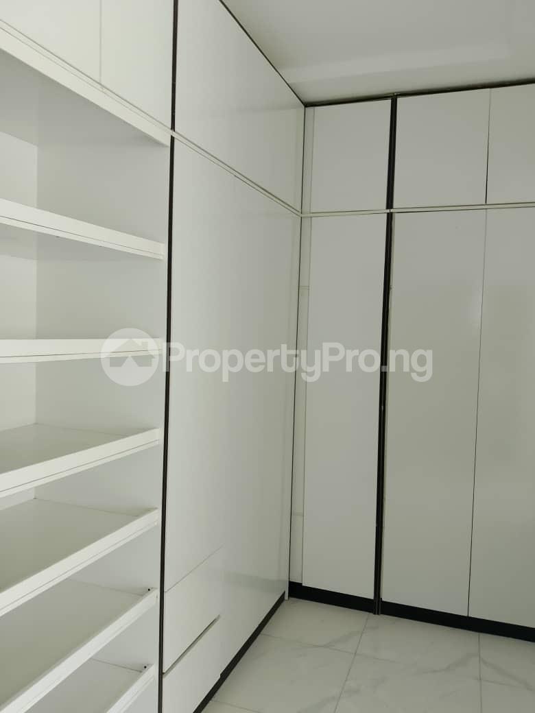 4 bedroom House for rent Osameren Street, Ologolo Agungi Lekki Lagos