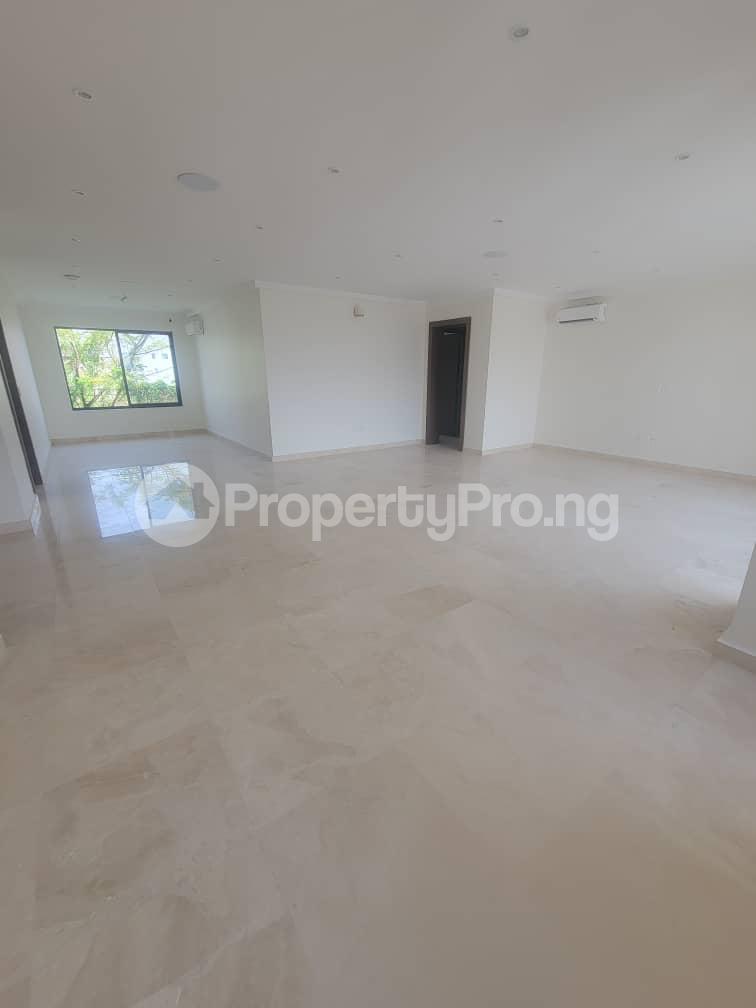 4 bedroom House for sale Banana Island Ikoyi Lagos