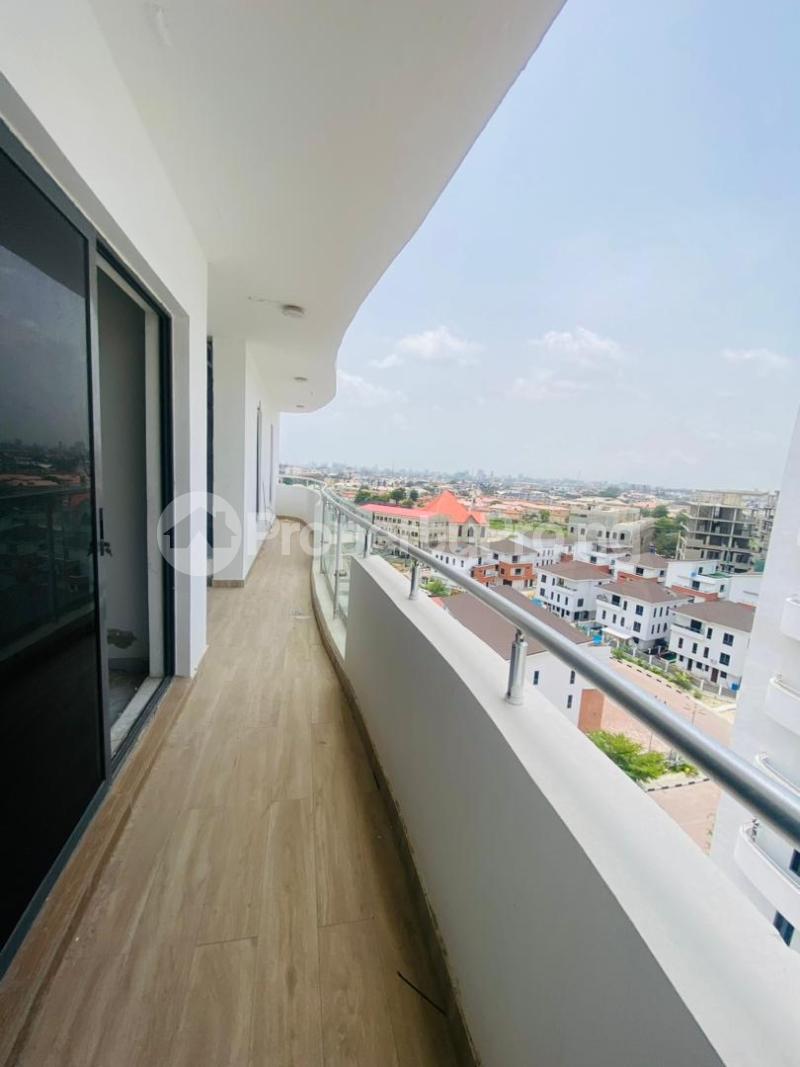 4 bedroom Flat / Apartment for rent Periwinkle Estate, Lekki Phase 1 Lekki Lagos