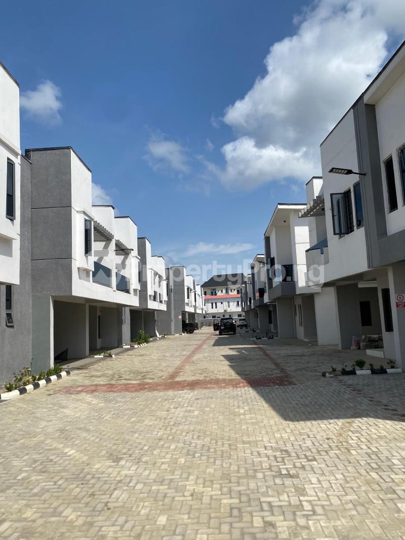4 bedroom House for rent Ado Road Ajah Lagos
