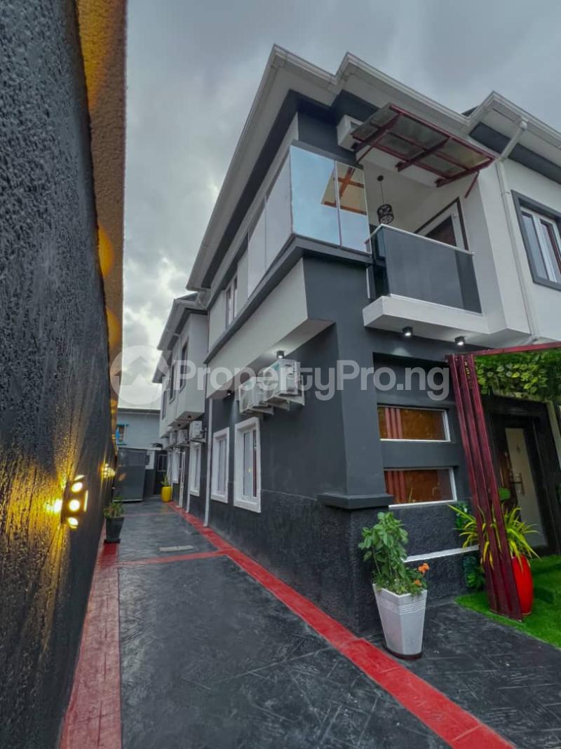 4 bedroom House for shortlet Mercy Eleni Str Surulere Adelabu Surulere Lagos - 0