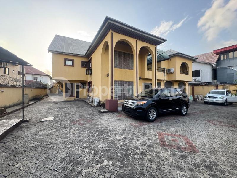 4 bedroom House for rent Abijo Gra Ajah Lagos