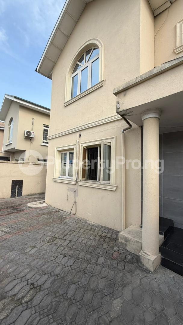 4 bedroom House for sale Lekki Phase 1 Lekki Lagos. Lekki Phase 1 Lekki Lagos