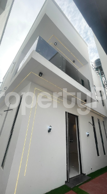 4 bedroom House for sale Chevron Lekki Lagos