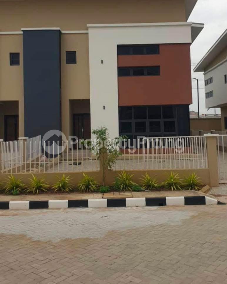 4 bedroom House for sale The Avenue, Phase 2 Ogudu GRA Ogudu Lagos