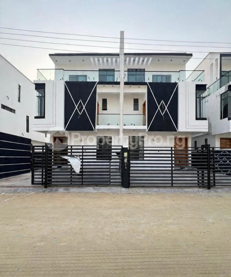 4 bedroom House for sale Chevron Lekki Lagos