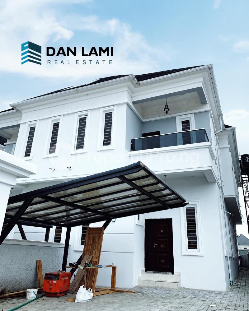 4 bedroom House for sale 2nd Tollgate chevron Lekki Lagos