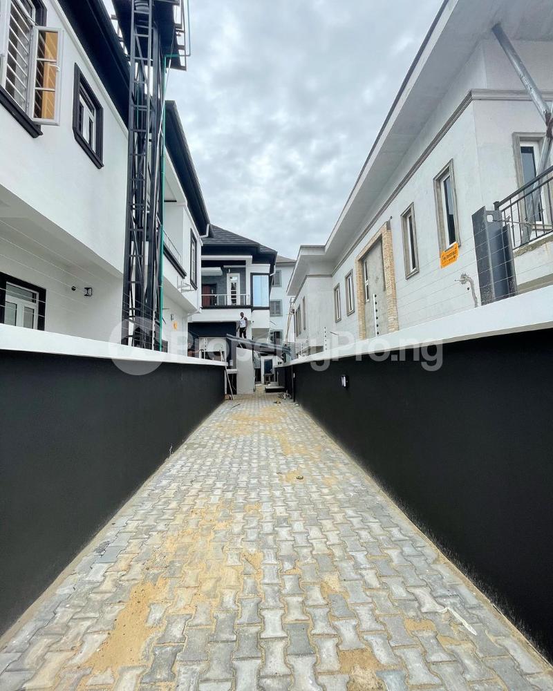 4 bedroom House for sale Second Tollgate Lekki Lagos - 0