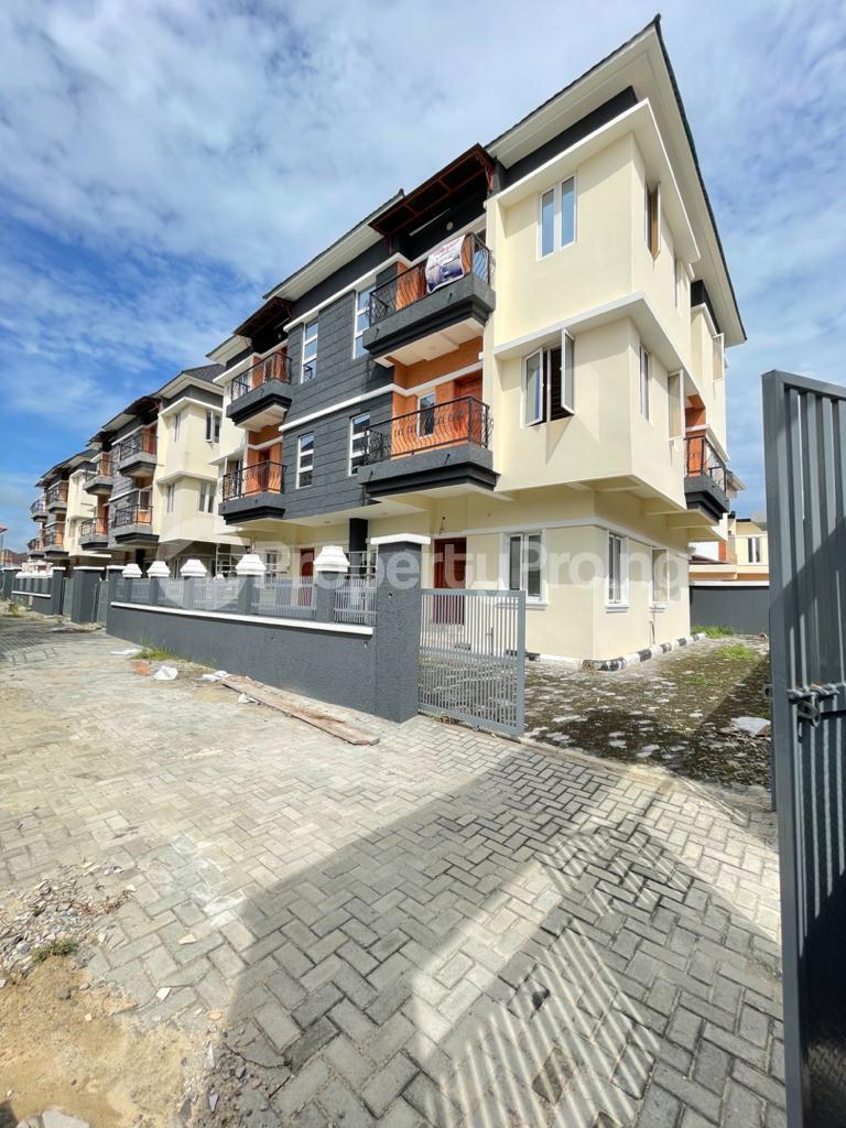 4 bedroom House for sale Ikota Lekki Lagos