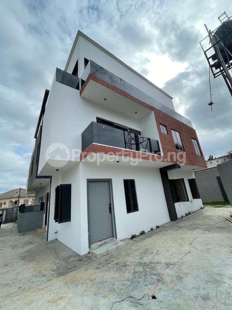 4 bedroom House for sale Maryland Lagos