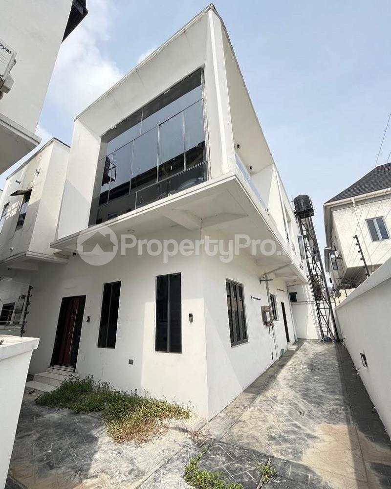 4 bedroom House for sale chevron Lekki Lagos