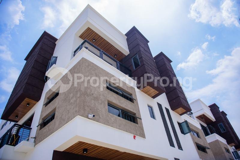 4 bedroom House for sale D Sangotedo Ajah Lagos