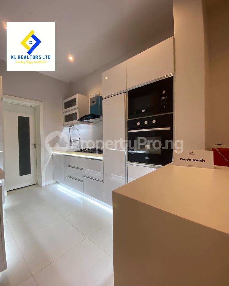 4 bedroom House for sale ... Lekki Phase 2 Lekki Lagos