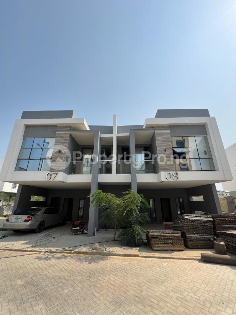 4 bedroom House for sale Ogombo Ajah Lagos