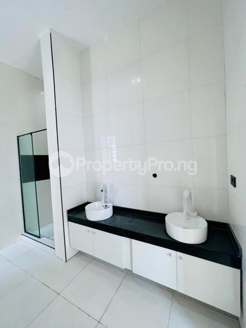 4 bedroom House for sale Lekki Scheme 2 Ajah Lagos