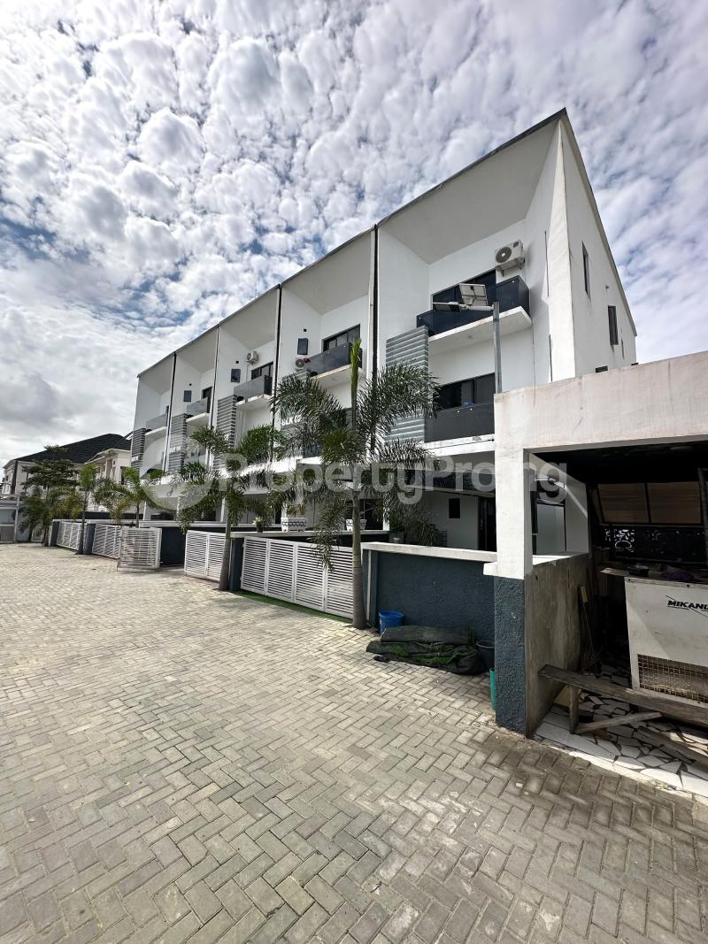 4 bedroom House for sale Ikota Lekki Lagos