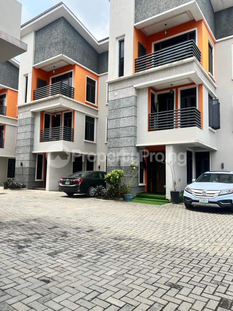 4 bedroom House for sale Thomas estate Ajah Lagos