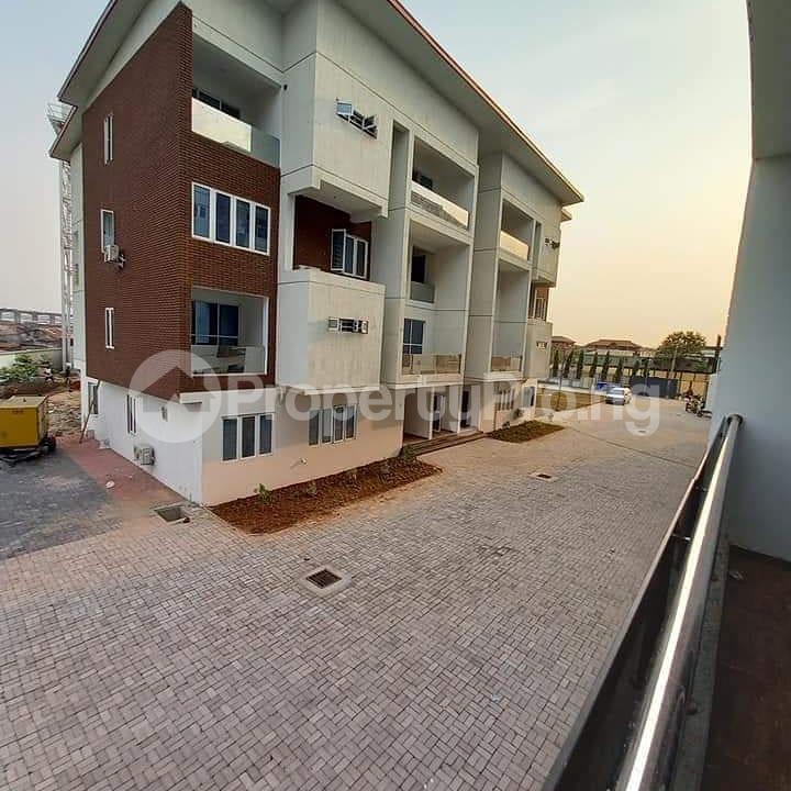 4 bedroom Flat / Apartment for rent Tetramanor Meadow Estate Ebute Metta East Ebute Metta Yaba Lagos - 0