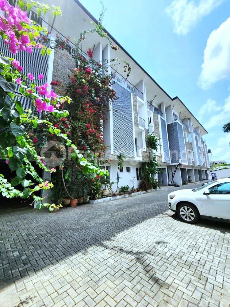 4 bedroom House for rent Lekki Phase 1 Lekki Lagos