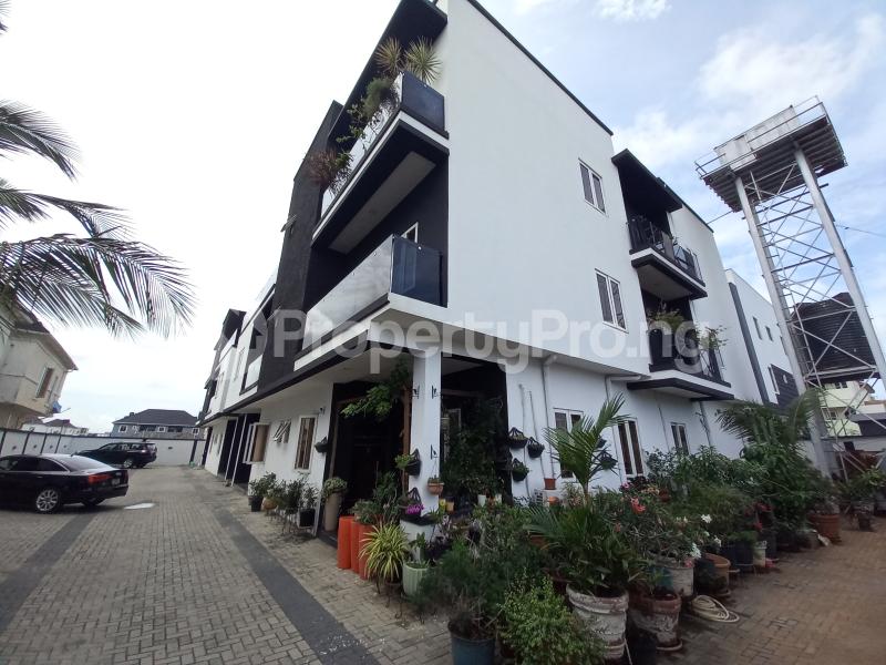 4 bedroom House for sale Off Kusenla Road,in An Estate, Ikate Lekki Ikate Lekki Lagos