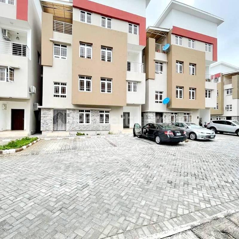 4 bedroom House for sale   Ikate Lekki Lagos