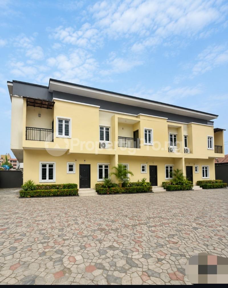 4 bedroom House for sale Ilupeju Lagos