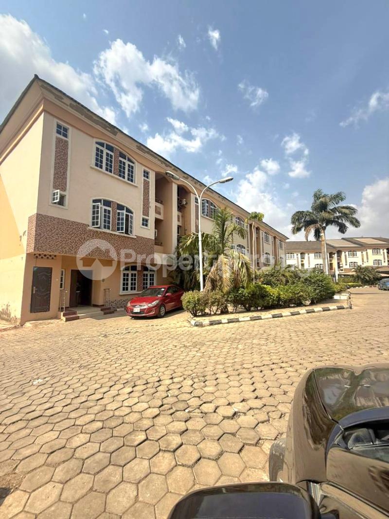 4 bedroom House for sale Mabushi Abuja