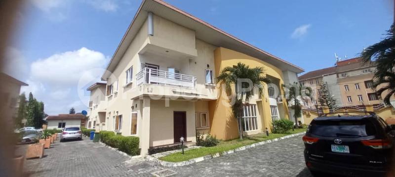 4 bedroom House for rent chevron Lekki Lagos