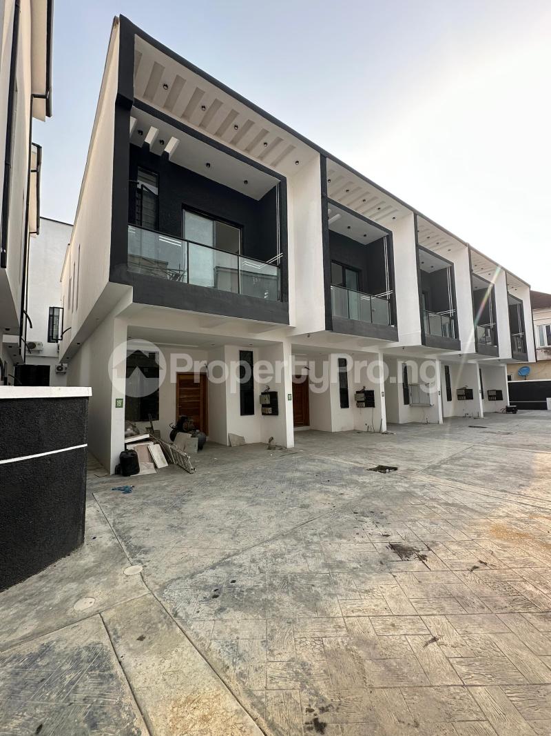 4 bedroom House for sale Chevron Lekki Lagos