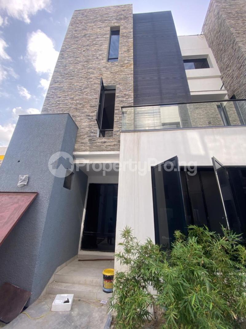 4 bedroom House for rent U3 Estate, Lekki Phase 1 Lekki Lagos