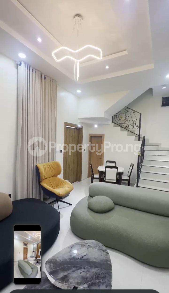 4 bedroom House for shortlet Bode Thomas Surulere Lagos