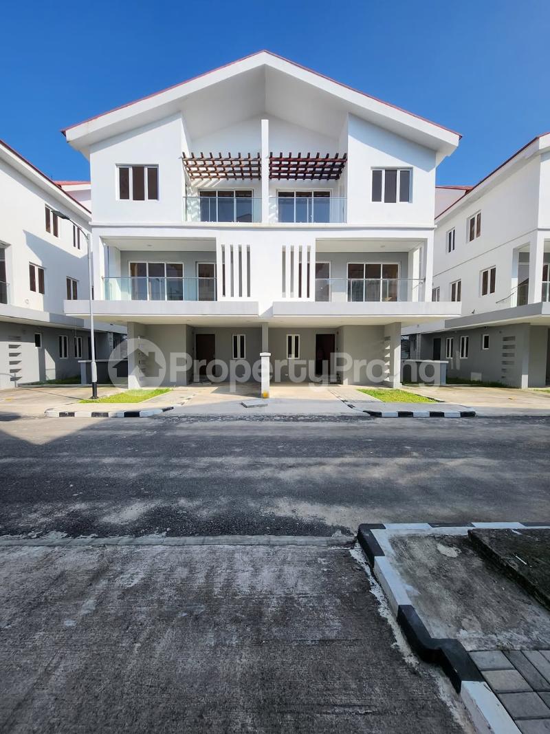 4 bedroom House for rent Chevron Lekki Lagos