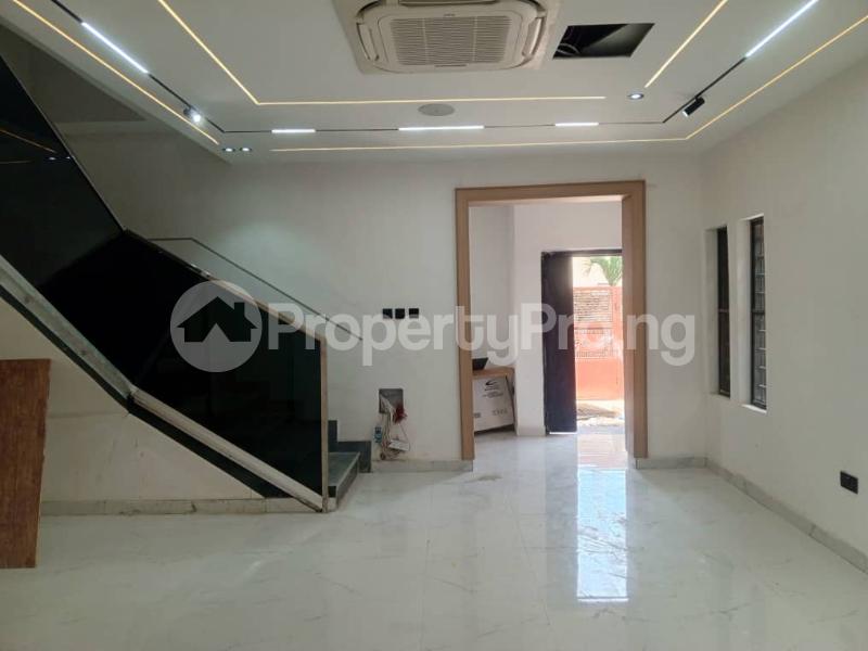 4 bedroom House for sale P.g Estate Gbagada Ifako-gbagada Gbagada Lagos