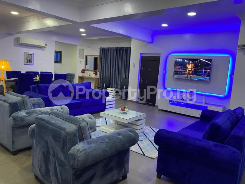 5 bedroom Flat / Apartment for shortlet ONIRU Victoria Island Lagos