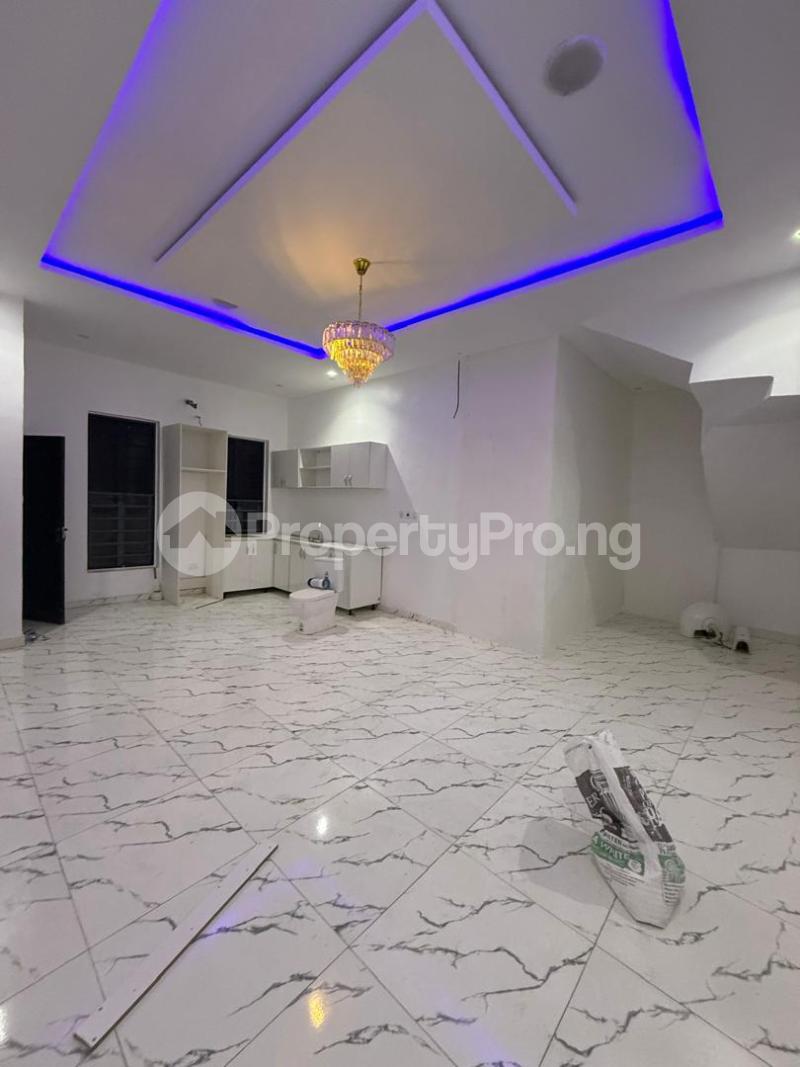 4 bedroom House for sale  Morgan estate Ojodu Lagos