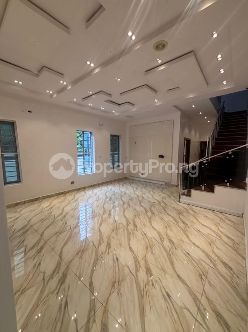 4 bedroom House for rent Chevron Drive Lekki Lagos