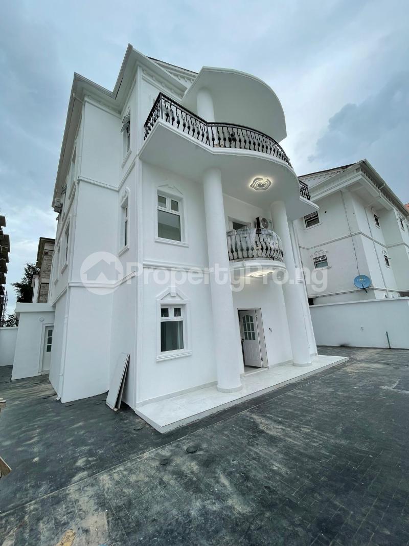 4 bedroom House for sale Banana Island Ikoyi Lagos