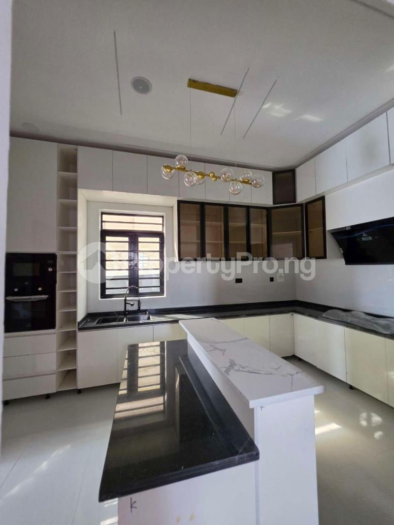 4 bedroom House for sale Thomas estate Ajah Lagos