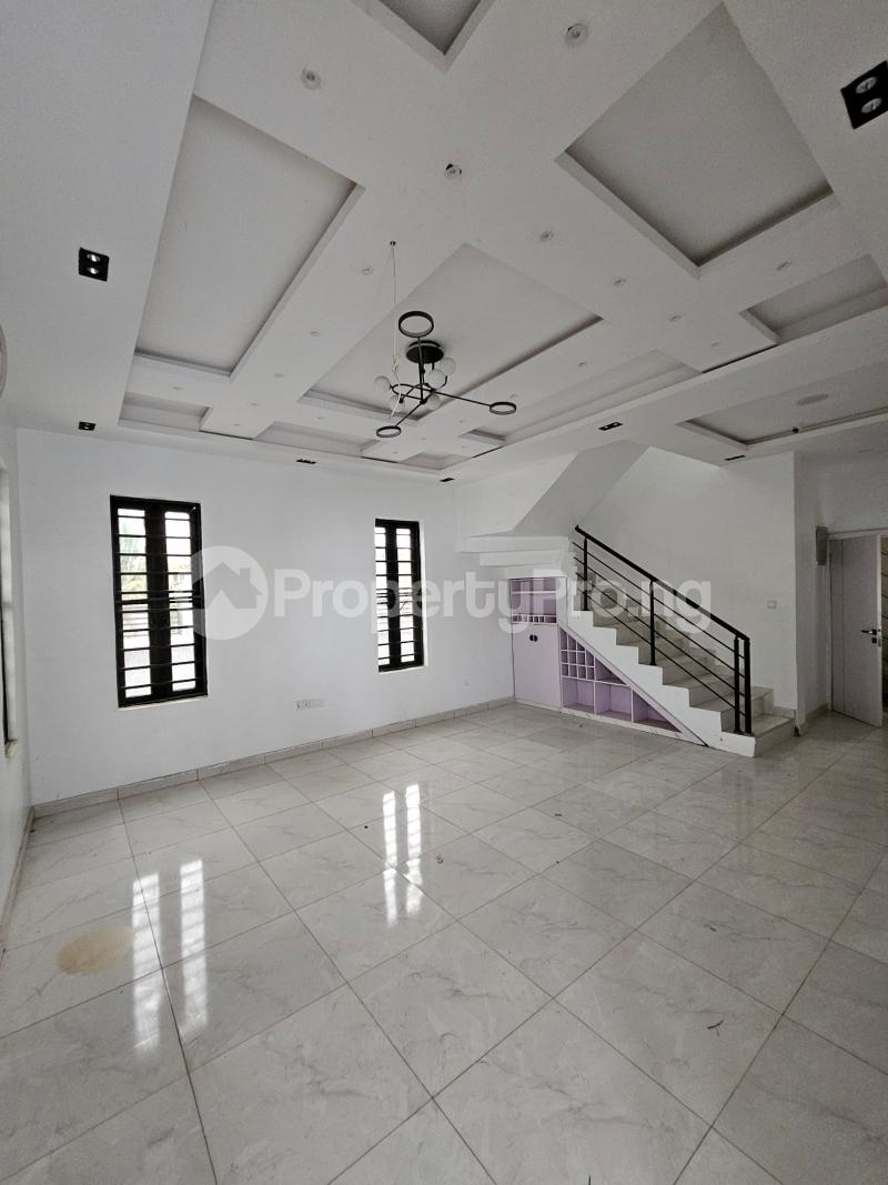 4 bedroom House for sale Thomas estate Ajah Lagos