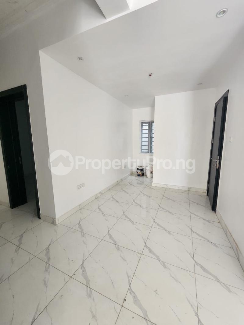 4 bedroom House for rent Meadow Hall Ikate Lekki Lagos