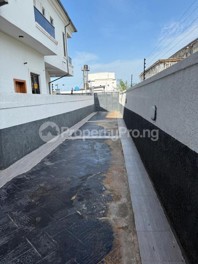 4 bedroom House for rent Happy Land Estate Ajah Lagos Ajah Lagos
