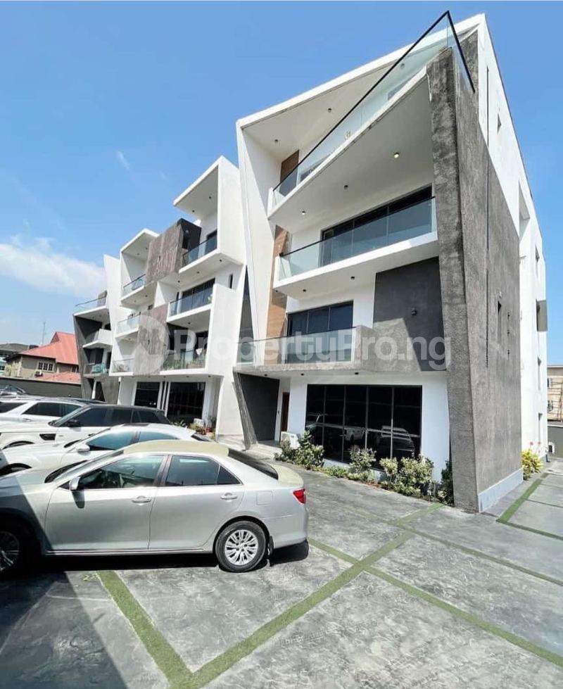 4 bedroom House for rent ONIRU Victoria Island Lagos