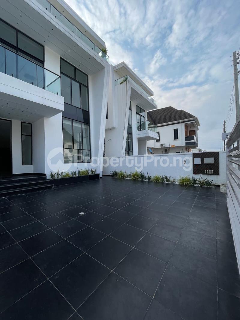 5 bedroom House for sale Happy Land Estate Sangotedo Ajah Lagos