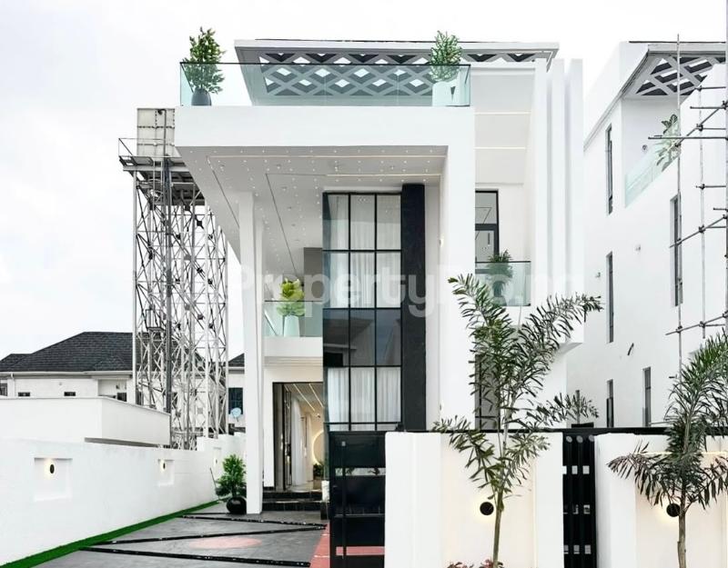 5 bedroom House for sale chevron Lekki Lagos