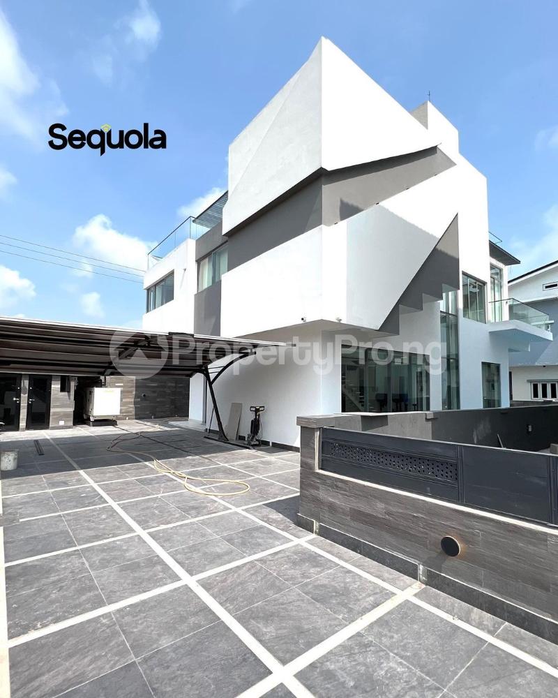 5 bedroom House for sale  Osapa london Lekki Lagos